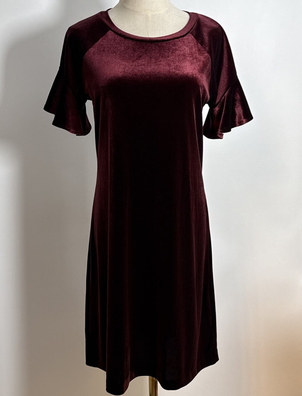 Worthington Velvet Shift Dress Small Burgundy Wine Ruffle Flutter Sleeve Holiday